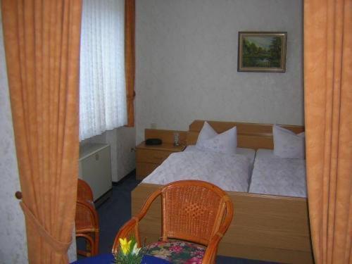 Hotel Zur Winzergenossenschaft Эрнст Номер фото