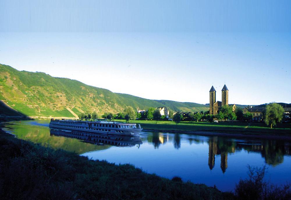 Hotel Zur Winzergenossenschaft Эрнст Экстерьер фото