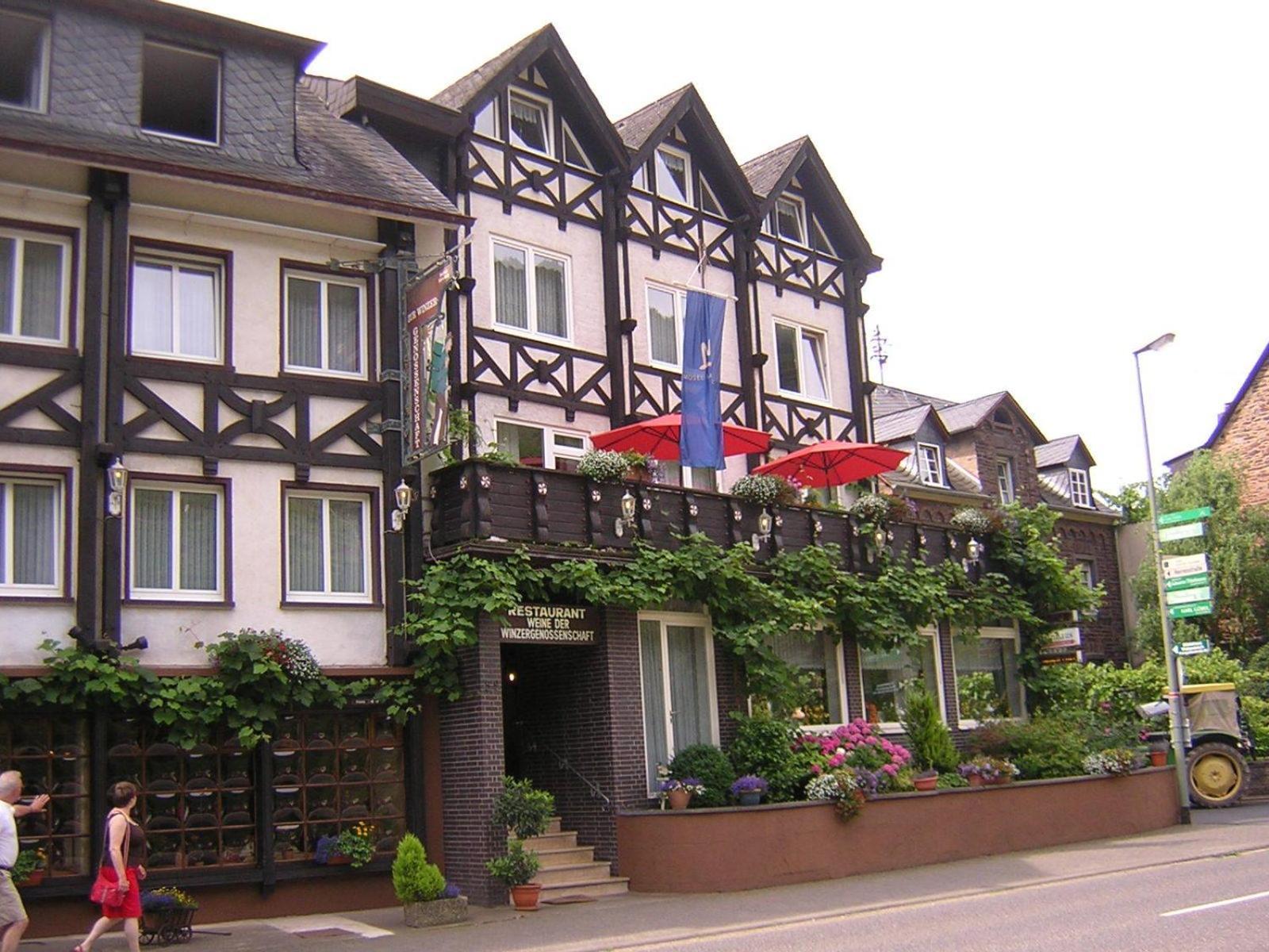 Hotel Zur Winzergenossenschaft Эрнст Экстерьер фото