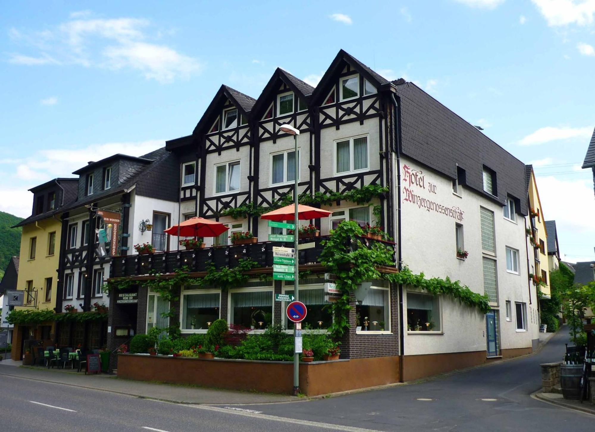 Hotel Zur Winzergenossenschaft Эрнст Экстерьер фото